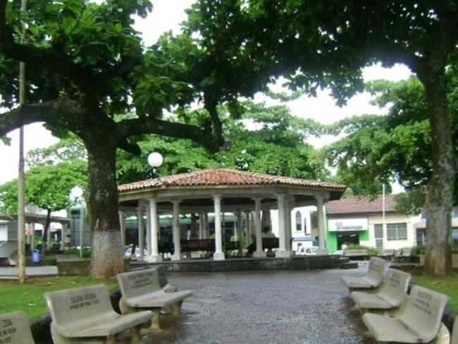 ESPIRITO SANTO DO PINHAL..SP, POR CLAUDEMIR IVO G COSTA - ESPRITO SANTO DO PINHAL - SP