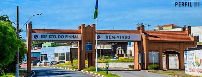 PORTAL E.S.DO PINHAL, POR CLAUDEMIR IVO G COSTA - ESPRITO SANTO DO PINHAL - SP