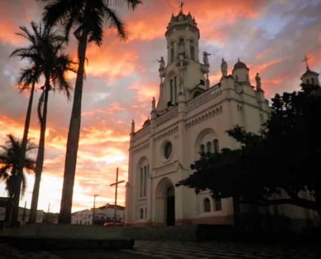 POR CLAUDEMIR IVO GUILHERME DA COSTA - ESPRITO SANTO DO PINHAL - SP