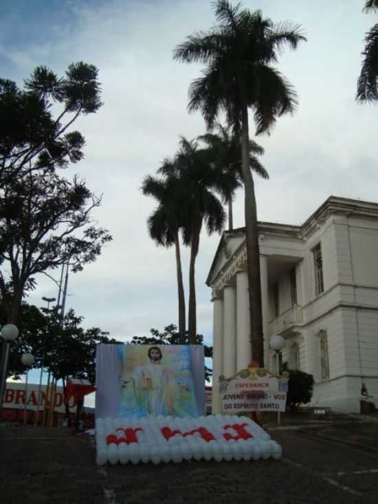  POR CLAUDEMIR IVO G COSTA - ESPRITO SANTO DO PINHAL - SP