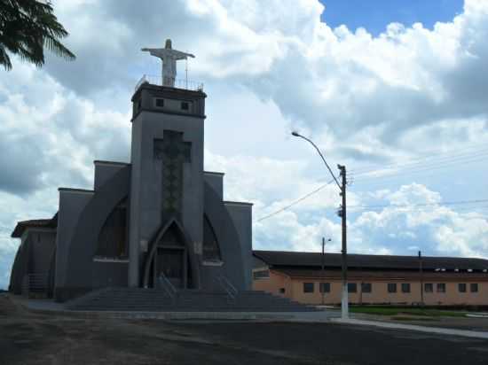 IGREJA DE SANTA LUZIA, POR PAULO C. NEUBAUER JR - ESPRITO SANTO DO PINHAL - SP