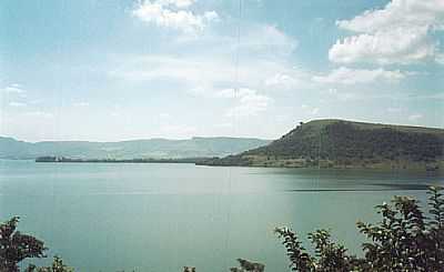 REPRESA DE CHAVANTES - ILHA - FARTURA - SP