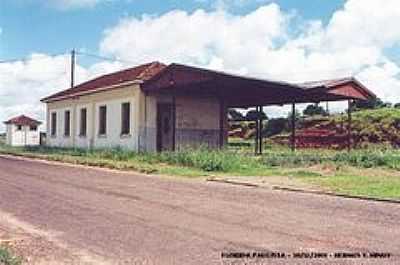 ANTIGA ESTAO FERROVIRIA-FOTO:LPSLPS  - FLRIDA PAULISTA - SP