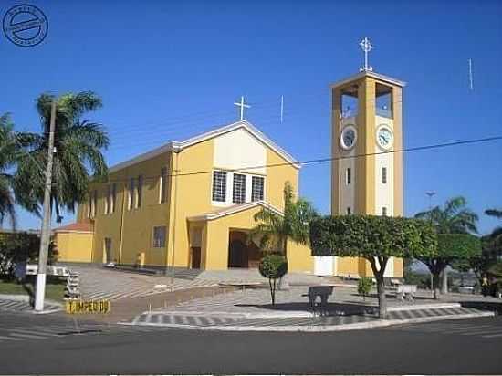 IGREJA EM FLORIDA PAULISTA-FOTO:LPSLPS - FLRIDA PAULISTA - SP