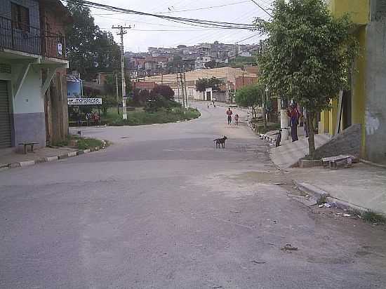 FRANCISCO MORATO-SP-RUA ARCLIO FEDERZONI,JD.SLVIA-FOTO:RICARDO MORATENSE - FRANCISCO MORATO - SP