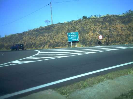 TREVO DE GLIA SP, POR JOS  - GLIA - SP