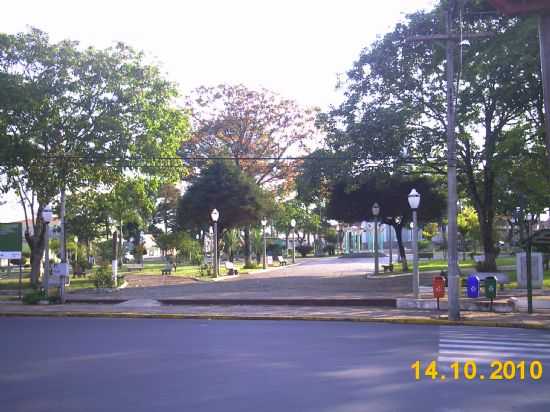 PRAA PRINIPAL DA CIDADE, POR STAMPINI - GLIA - SP