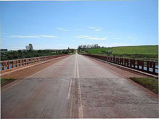 GARDNIA-SP-PONTE SOBRE O RIO PARANAPANEMA-FOTONETTO MONTEIRO 2B - GARDNIA - SP