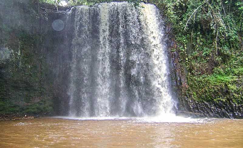 IMAGENS DA CIDADE DE GAVIO PEIXOTO - SP - CACHOEIRA DE SO BERNARDO - GAVIO PEIXOTO - SP