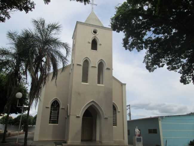 IGREJA SO JOO DO DISTRITO DE GUACHOS MAIS CONHECIDO COMO VILA ESCOCIA POR NESTOR JOSE DIA FILHO - GUACHOS - SP