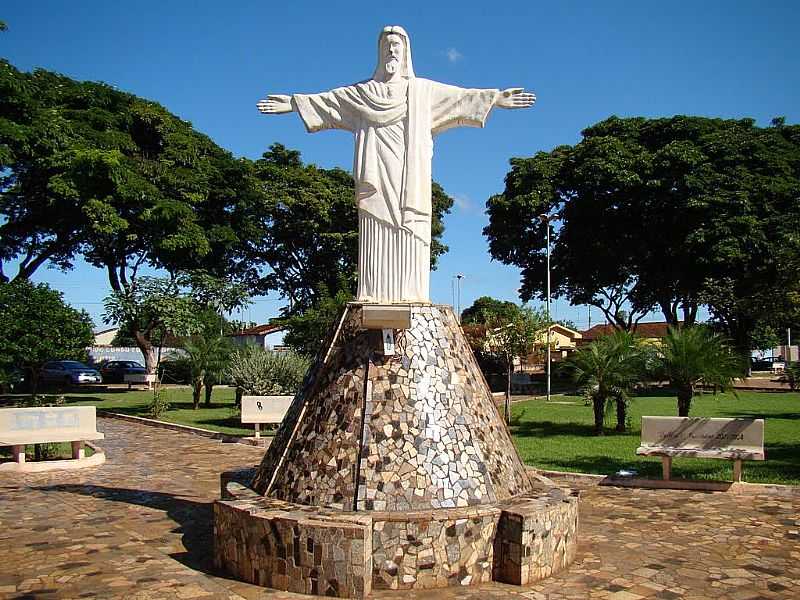 GUAR-SP-CRISTO NA PRAA JOS PEDRO DE FIGUEIREDO-FOTO:ALEXANDRE BONACINI - GUAR - SP