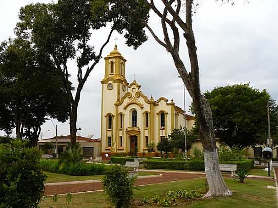 PRAA E IGREJA MATRIZ DE SO SEBASTIO-FOTO:ALTEMIRO OLINTO CRIS - GUAR - SP