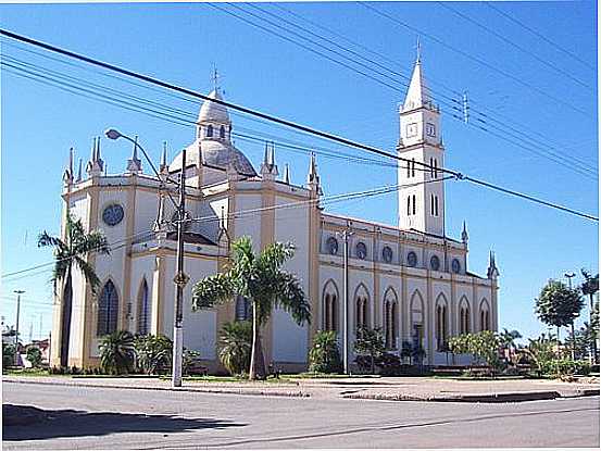 IGREJA MATRIZ-FOTO:VANILDINHO - GUARACI - SP