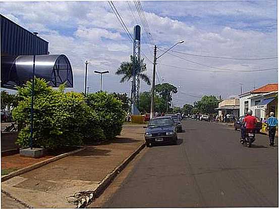 RUA PROF.ANTONIO ZUNQUIM-FOTO:ADRYANO DE OLIVEIRA - GUARACI - SP
