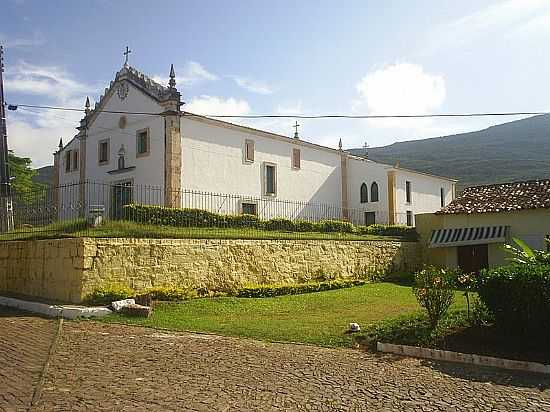 IGREJA MATRIZ DE PIAT-BA-FOTO:ALVAROPIATA - PIAT - BA