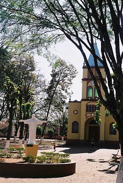 IGREJA MATRIZ-FOTO:KODAKY  - GUARAPIRANGA - SP