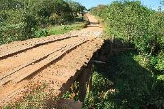 PONTE DO BAIRRO DA CONQUISTA - GUARIZINHO - SP