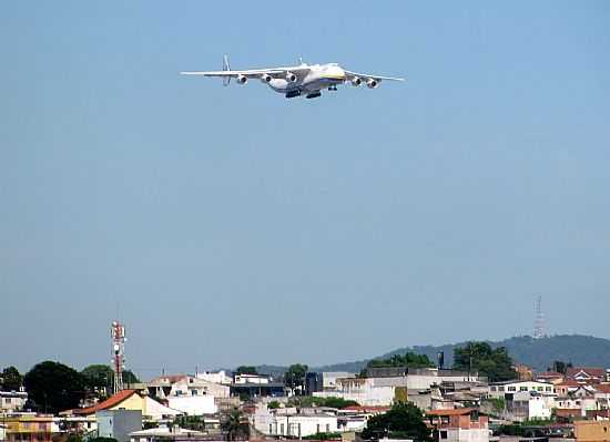 IMAGEM PRXIMO AO AEROPORTO DE GUARULHOS-SP-FOTO:ANDR BONACIN - GUARULHOS - SP