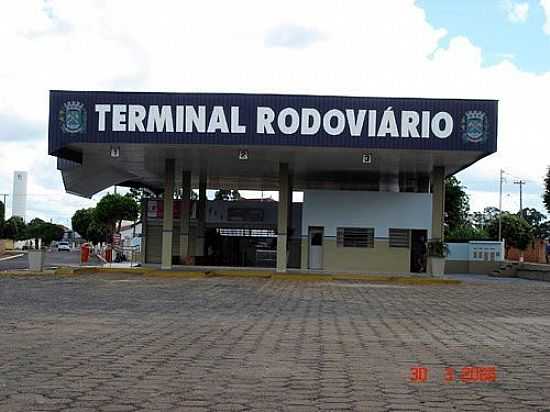 GUZOLNDIA-SP-TERMINAL RODOVIRIO-FOTO:MAURONESIC - GUZOLNDIA - SP