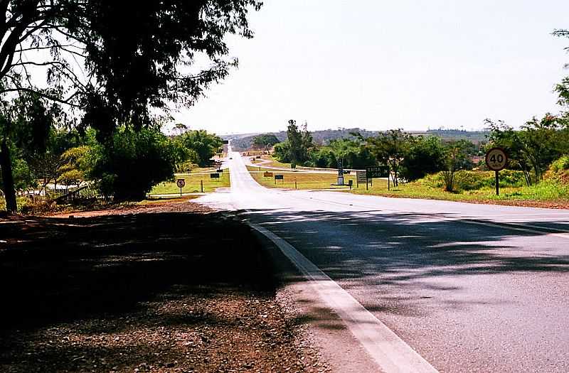 RODOVIA PARA BAURU COM ACESSO  IACANGA E REGINPOLIS  - POR ZEKINHA - IACANGA - SP