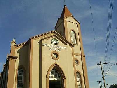 IGREJA PRESBITERIANA POR ADILSON YONG - IACANGA - SP