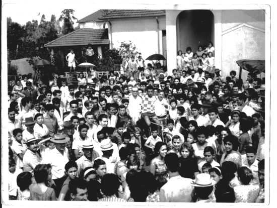 EVENTO...UM CICLISTA NA CIDADE NOS ANOS  60...OS  DADOS  COM CERTEZA    ENCONTRADO NA PREFEITURA  LOCAL..., POR MARIA DE LOURDES - IBIRAREMA - SP