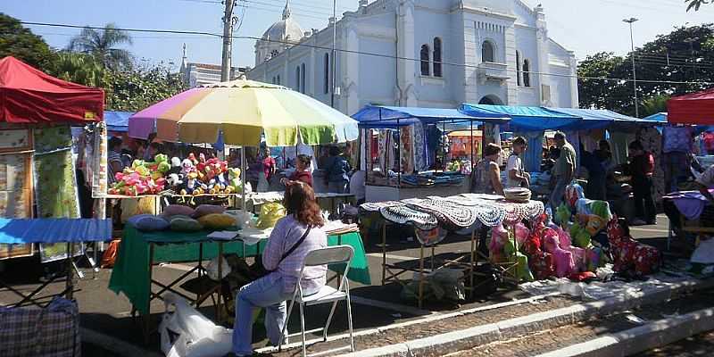 FEIRA DE BORDADOS - IBITINGA - SP