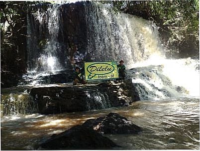 GARIS DA FLORESTA NA CACHOEIRA DA BARRINHA, ICM/SP., POR DILSON LEAL LUCAS - ICM - SP