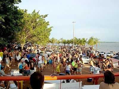 CARNAVAL, LAGO E SOL POR LUIZ FERNANDO MUNHOZ - ICM - SP