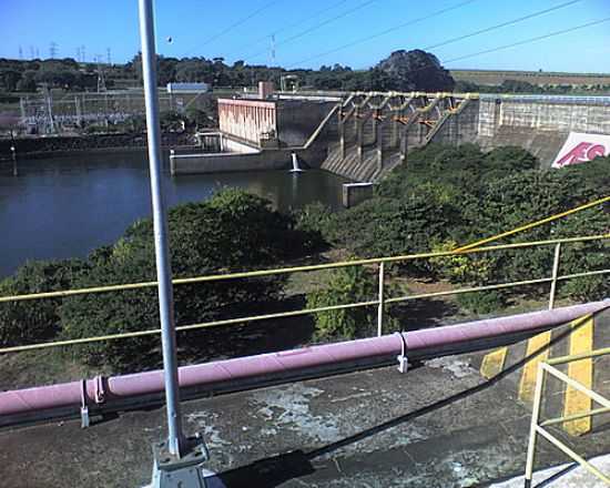 HIDRELTRICA VISTA PELA ECLUSA-FOTO:BETO DELUZZI - IGARAU DO TIET - SP