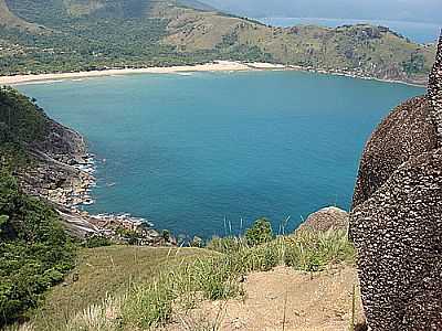 PRAIA DE BONETE, POR MAUMEN - ILHABELA - SP