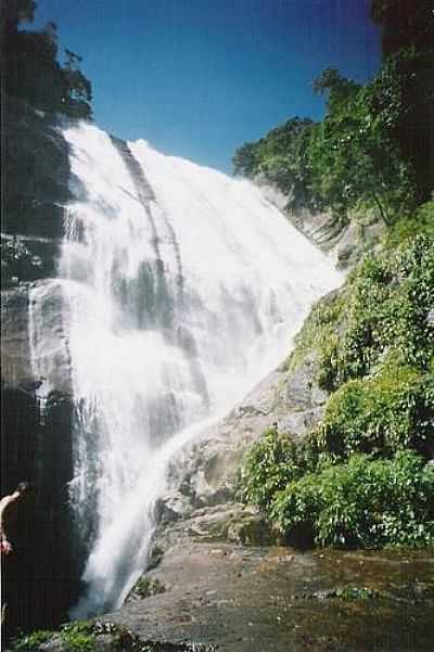 CACHOEIRA DO GATO, POR MARCELO CAVALCANTI - ILHABELA - SP