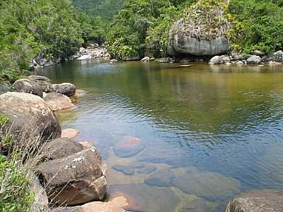 RIBEIRO, PRAIA DO POO, POR MARCELO PARISE - ILHABELA - SP
