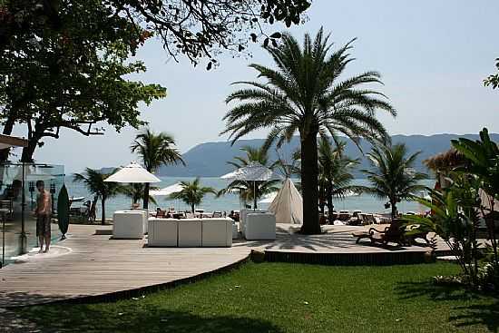 ORLA DA PRAIA DO CURRAL EM ILHABELA-SP-FOTO:PATYPECEGUINIVIANA - ILHABELA - SP