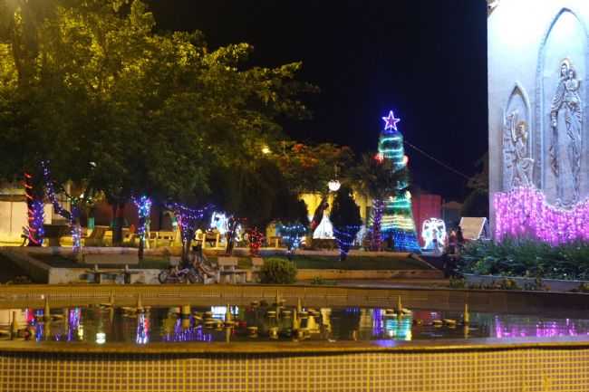 NATAL NA PRAA CENTRAL, POR DANILO ZAGATTI - INDIANA - SP