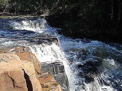 CACHOEIRA-FOTO:ROBERTO MENDES DA SI  - INDIAPOR - SP