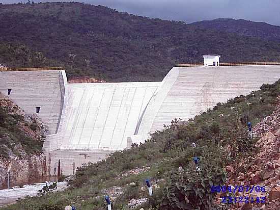 BARRAGEM NO RIO ITAPICURU EM PINDOBAU-BA-FOTO:ANTONIO MACEDO ROCHA - PINDOBAU - BA