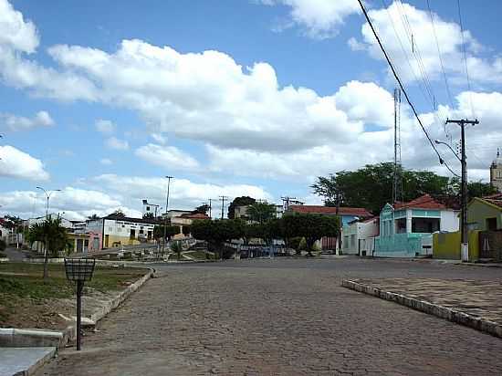 PRAA EMLIO HILARIO EM PINDOBAU-BA-FOTO:ANTONIO MACEDO ROCHA - PINDOBAU - BA