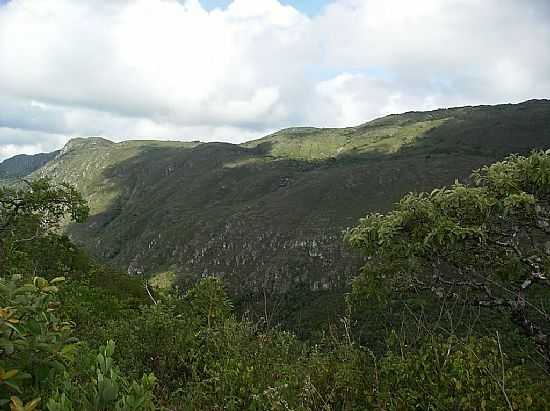 SERRA DA PACINCIA EM PINDOBAU-BA-FOTO:ANTONIO MACEDO ROCHA - PINDOBAU - BA