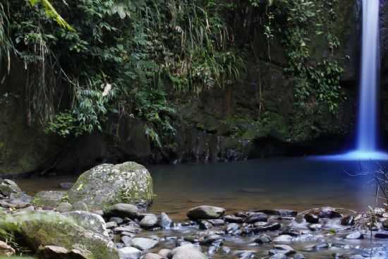 CACHOEIRA SEM FIM, POR POUSADA CASA DE PEDRA - IPORANGA - SP