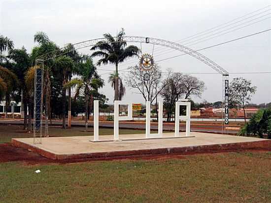 ENTRADA DA CIDADE-FOTO:DR. LUIZ ALFREDO  - IPU - SP