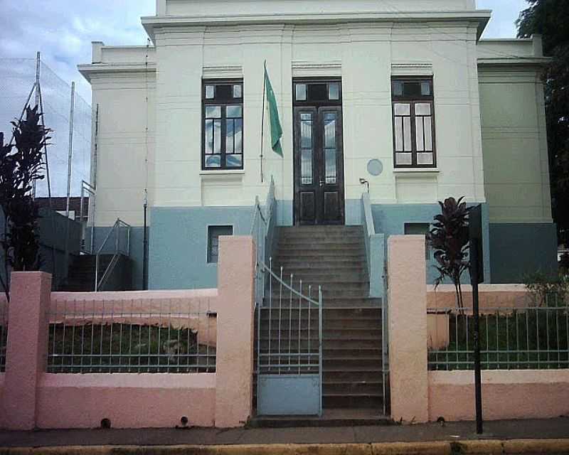 ITABER-SP-ESCOLA ESTADUAL