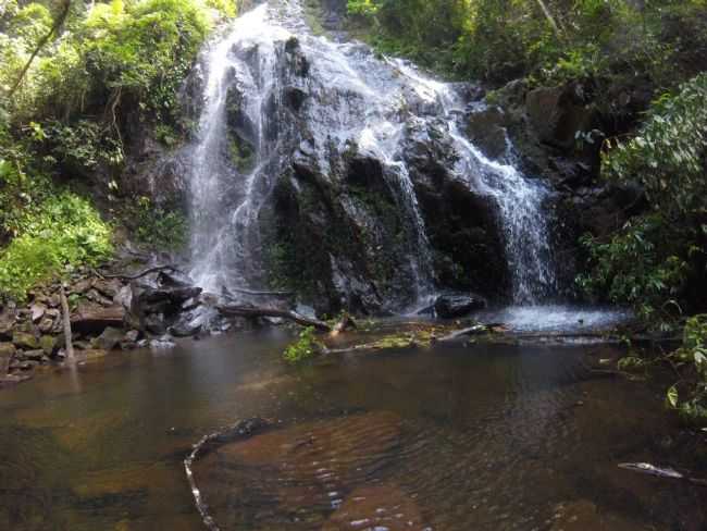 CACHOEIRA EM ITAOCA - SP, POR CELSO VICK - ITACA - SP