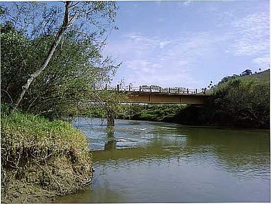 PONTE SOBRE O RIO MANSO EM ITAPIRA-SP-FOTO:GARRUCHA - ITAPIRA - SP