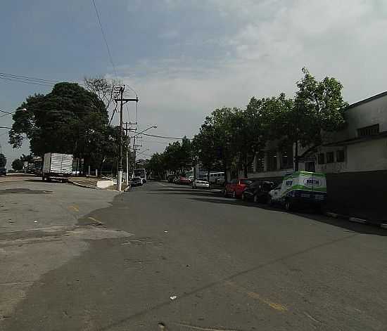 RUA INCIO RODRIGUES 
DVILA FOTO JOO SAVIOLI - ITU - SP