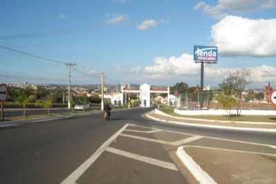 ENTRADA DA CIDADE , POR JOO SAVIOLI - ITU - SP