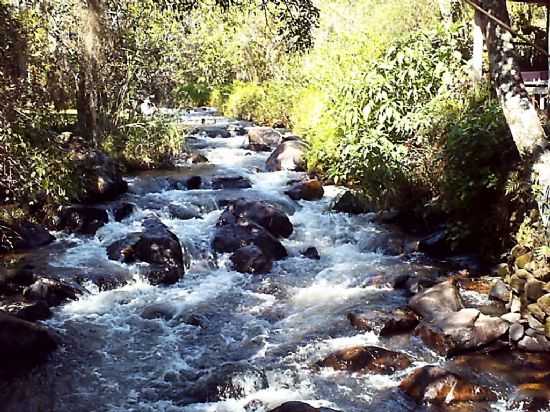 CACHOEIRA DOS PRETOS, POR LUCIANA VELOSO - JOANPOLIS - SP