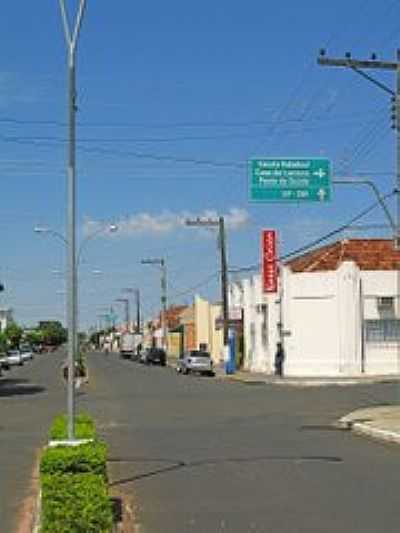 AVENIDA-FOTO:EDUARDO M. P. DANTAS - JOO RAMALHO - SP