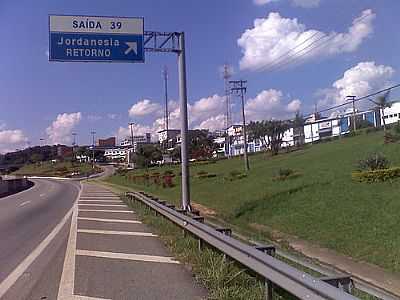 ENTRADA DA CIDADE-FOTO:E.PAULOROBERTO  - JORDANSIA - SP