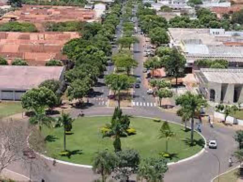 JULIO MESQUITA-SP-ROTATRIA NA ENTRADA DA CIDADE-FOTO:PORTAL CCB
 - JLIO MESQUITA - SP